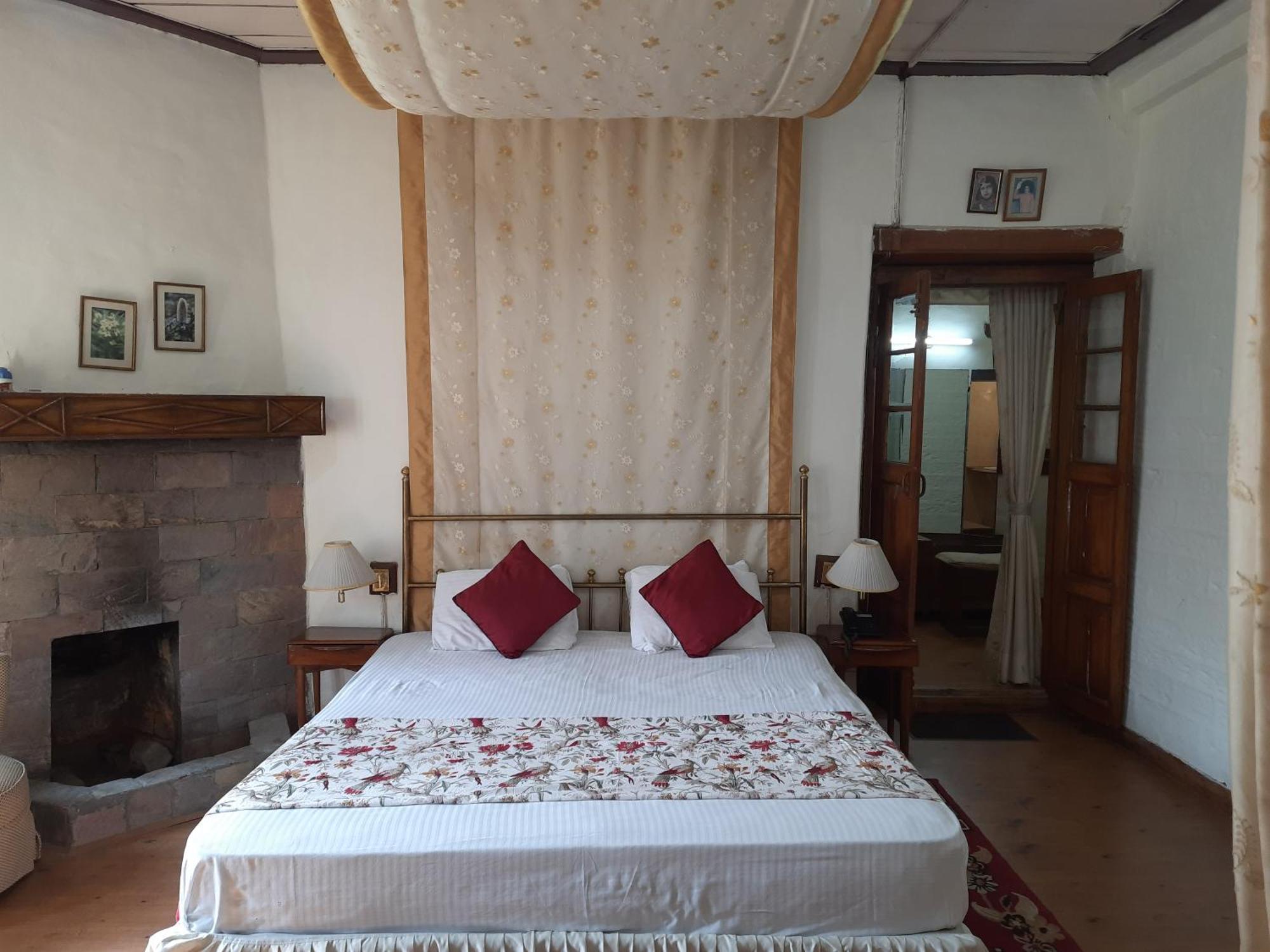 West View Hotel Ranikhet Exterior foto